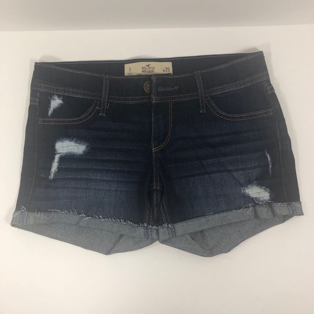 3 For 25 😱 Hollister Midi Shorts 1
